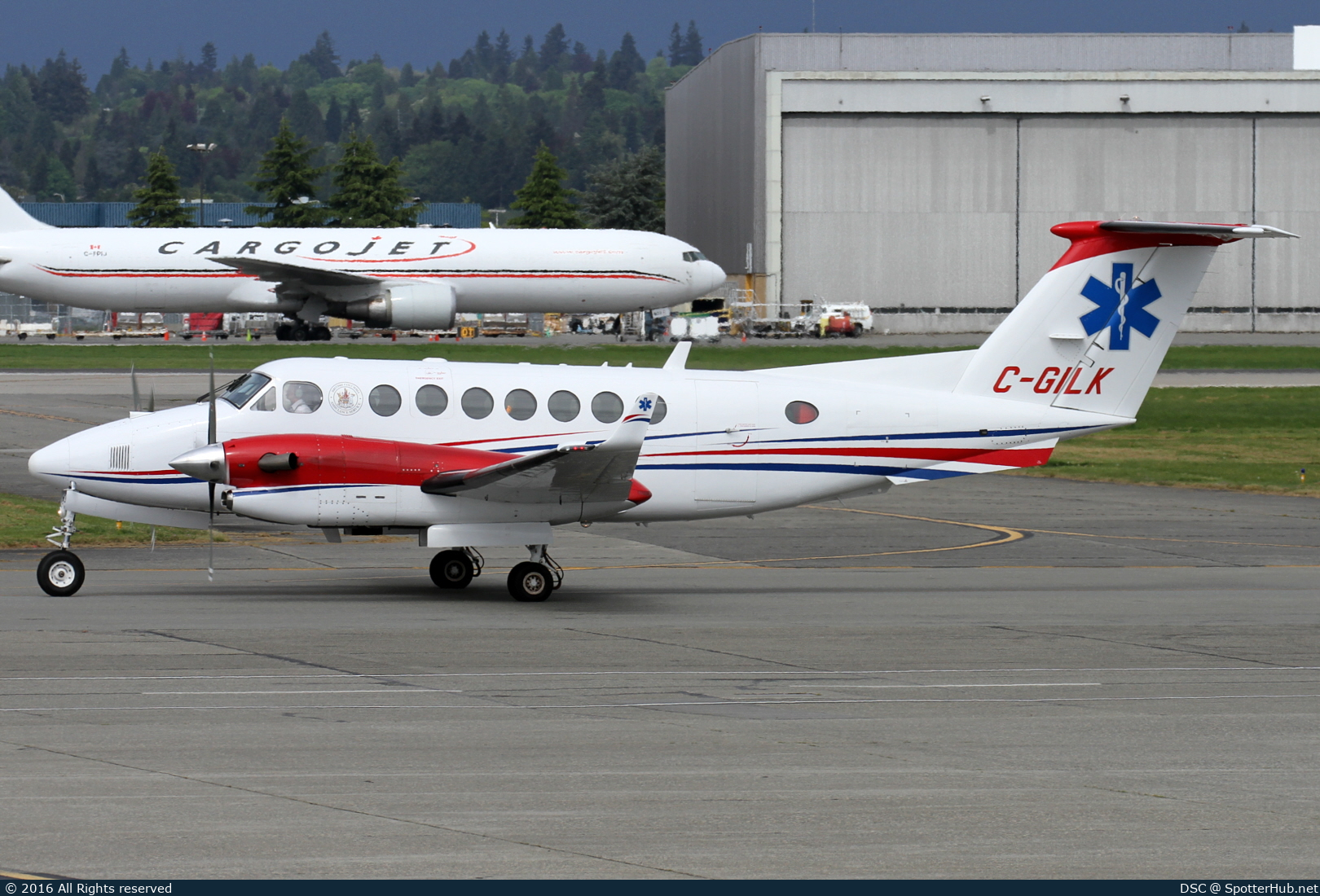 Photo of C-GILK - Beechcraft B300 Super King Air 350 operated by Carson Air
