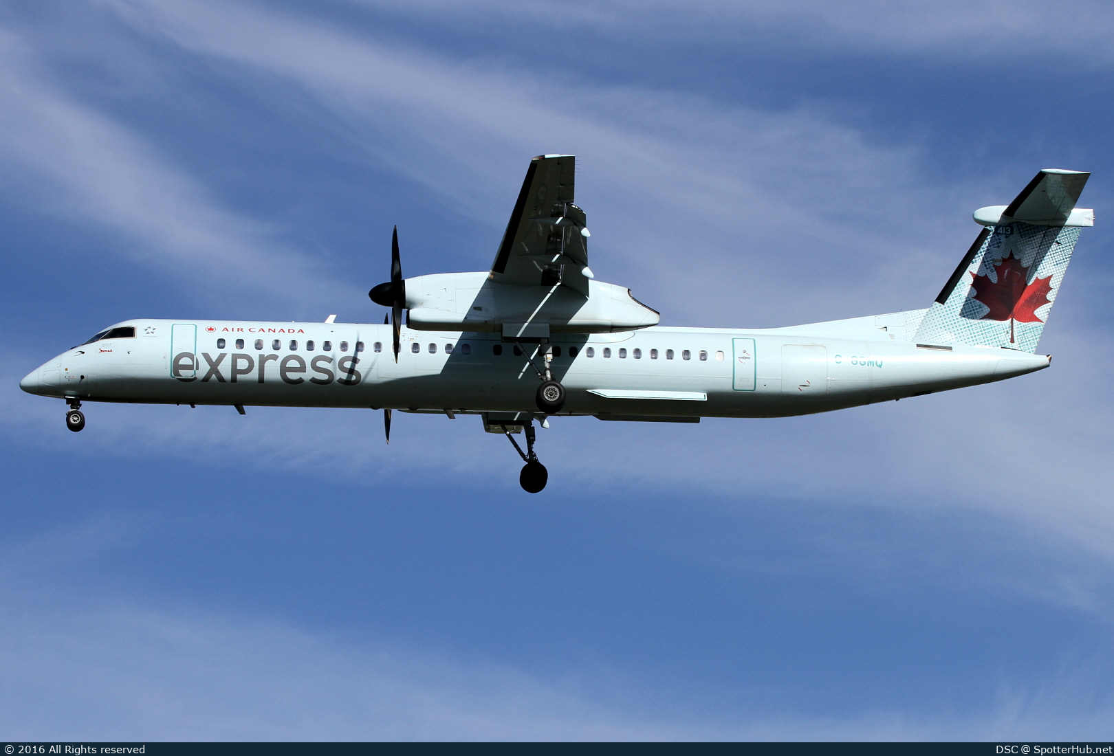 Photo of C-GGMQ - Bombardier DHC-8-402 Dash 8 Q400 operated by Air Canada Express (opb Jazz Air)