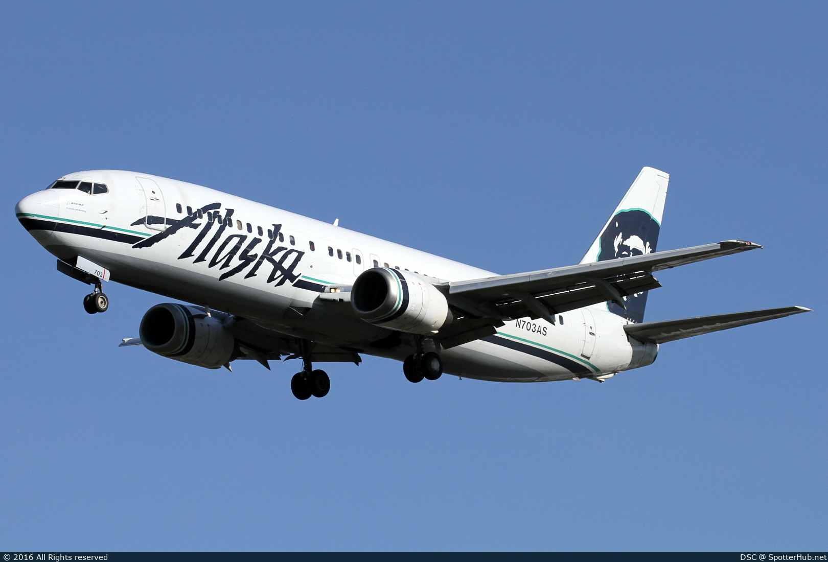 Photo of N703AS - Boeing 737-490 operated by Alaska Airlines