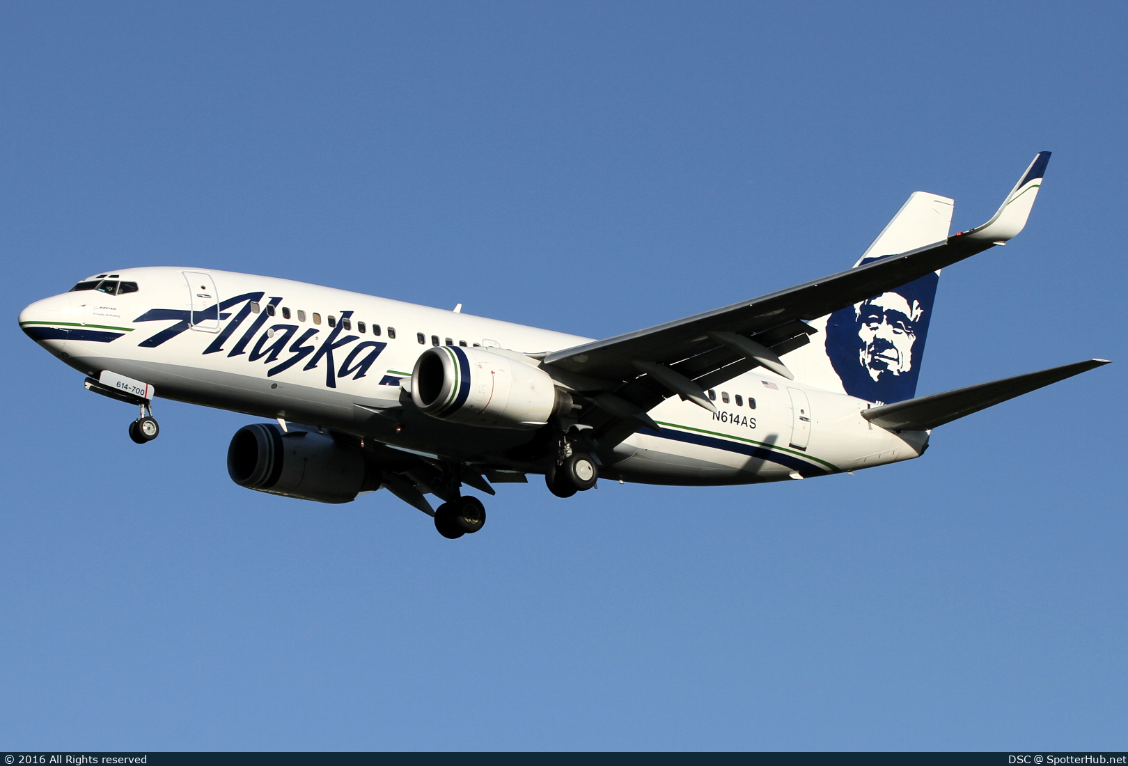 Photo of N614AS - Boeing 737-790 operated by Alaska Airlines