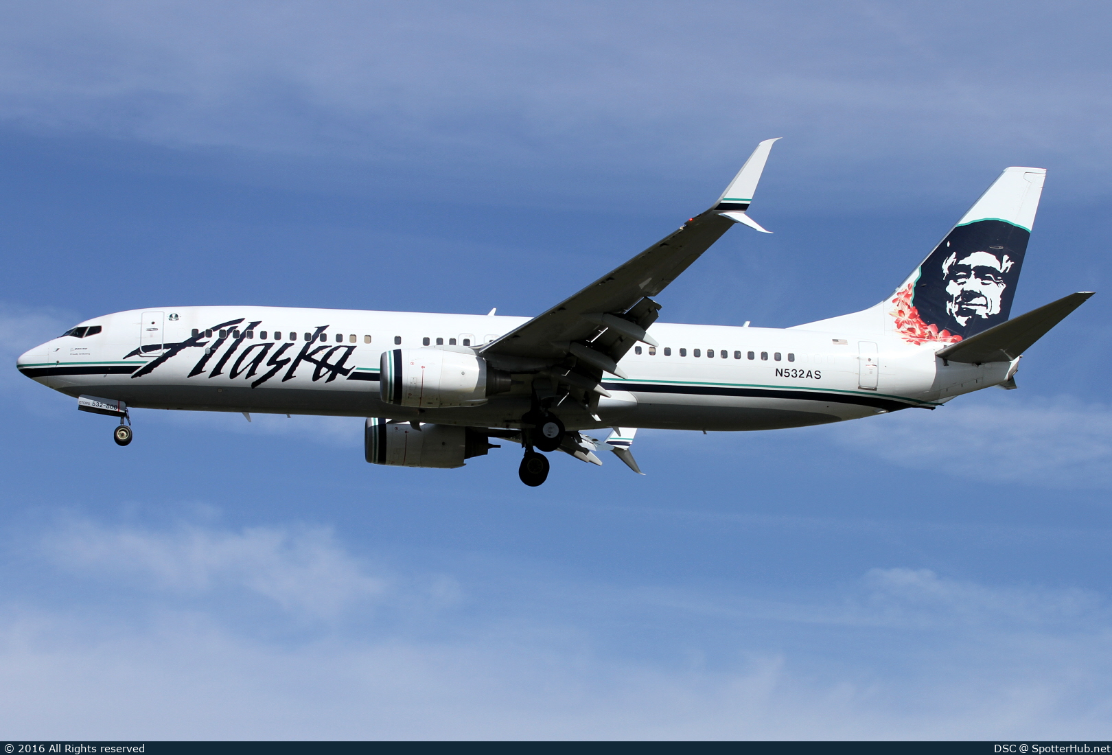 Photo of N532AS - Boeing 737-890 operated by Alaska Airlines