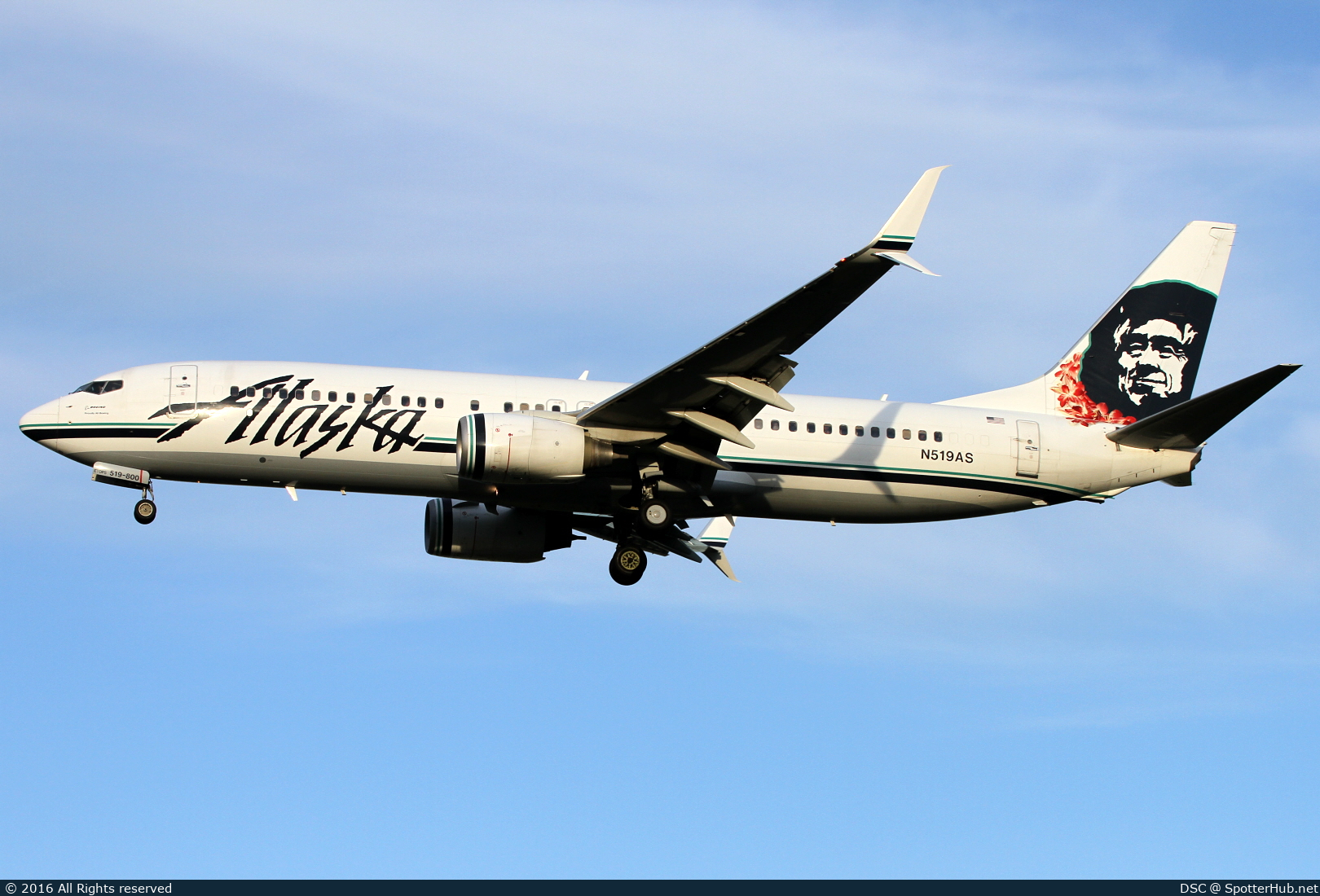 Photo of N519AS - Boeing 737-890 operated by Alaska Airlines