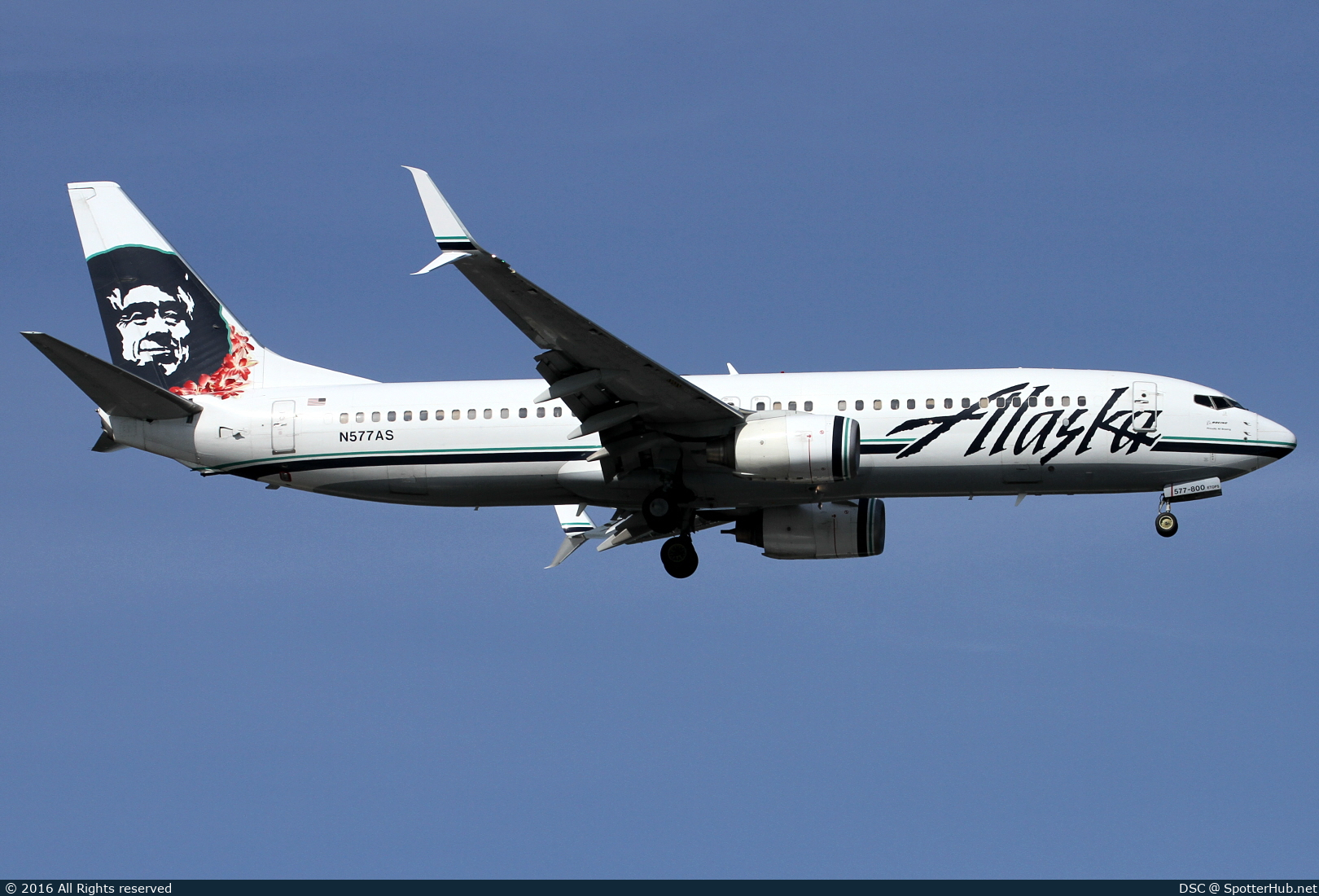 Photo of N577AS - Boeing 737-890 operated by Alaska Airlines