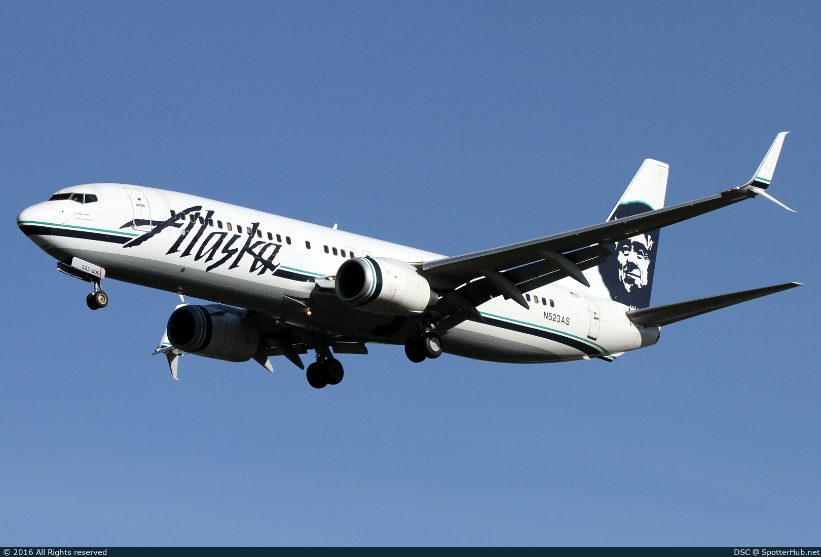 Photo of N523AS - Boeing 737-890 operated by Alaska Airlines