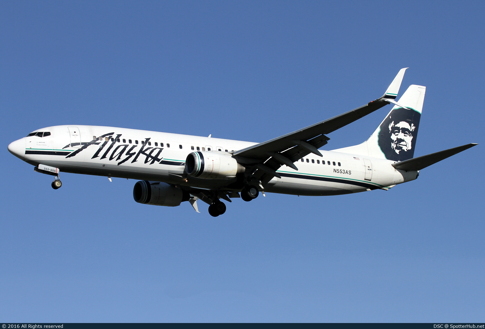 Photo of N553AS - Boeing 737-890 operated by Alaska Airlines