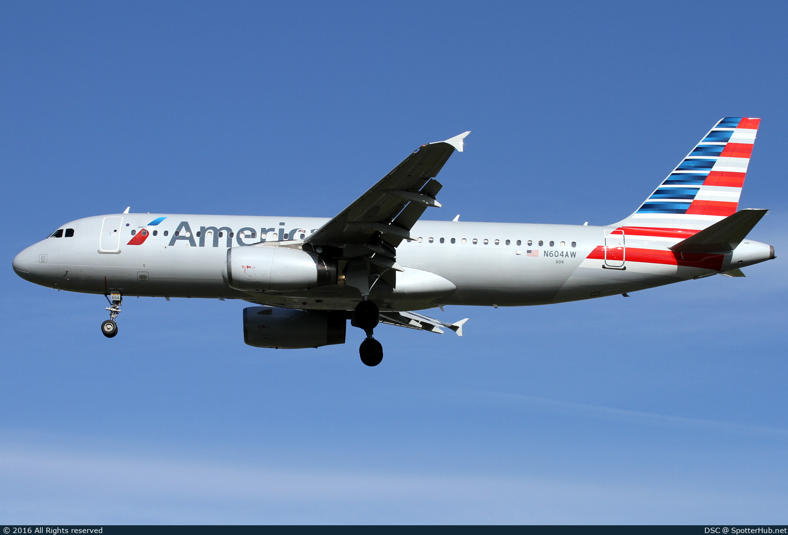 Photo of N604AW - Airbus A320-232 operated by American Airlines