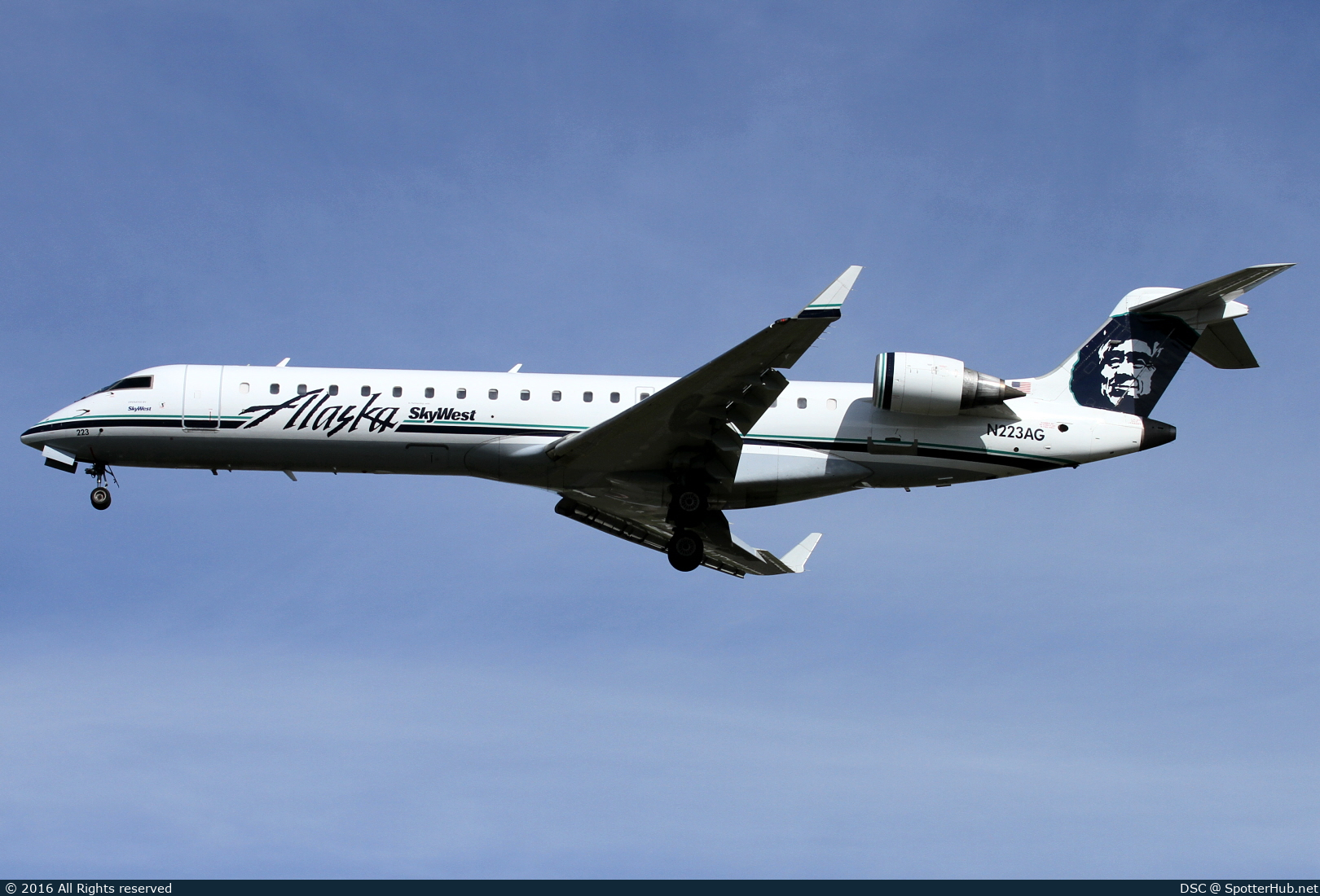 Photo of N223AG - Bombardier CRJ-701ER operated by Alaska Airlines (opb SkyWest Airlines)