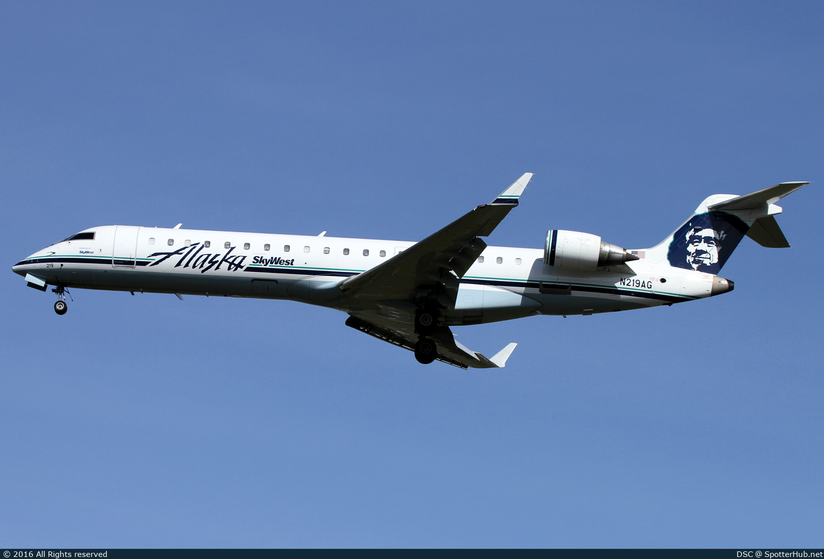 Photo of N219AG - Bombardier CRJ-701ER operated by Alaska Airlines (opb SkyWest Airlines)