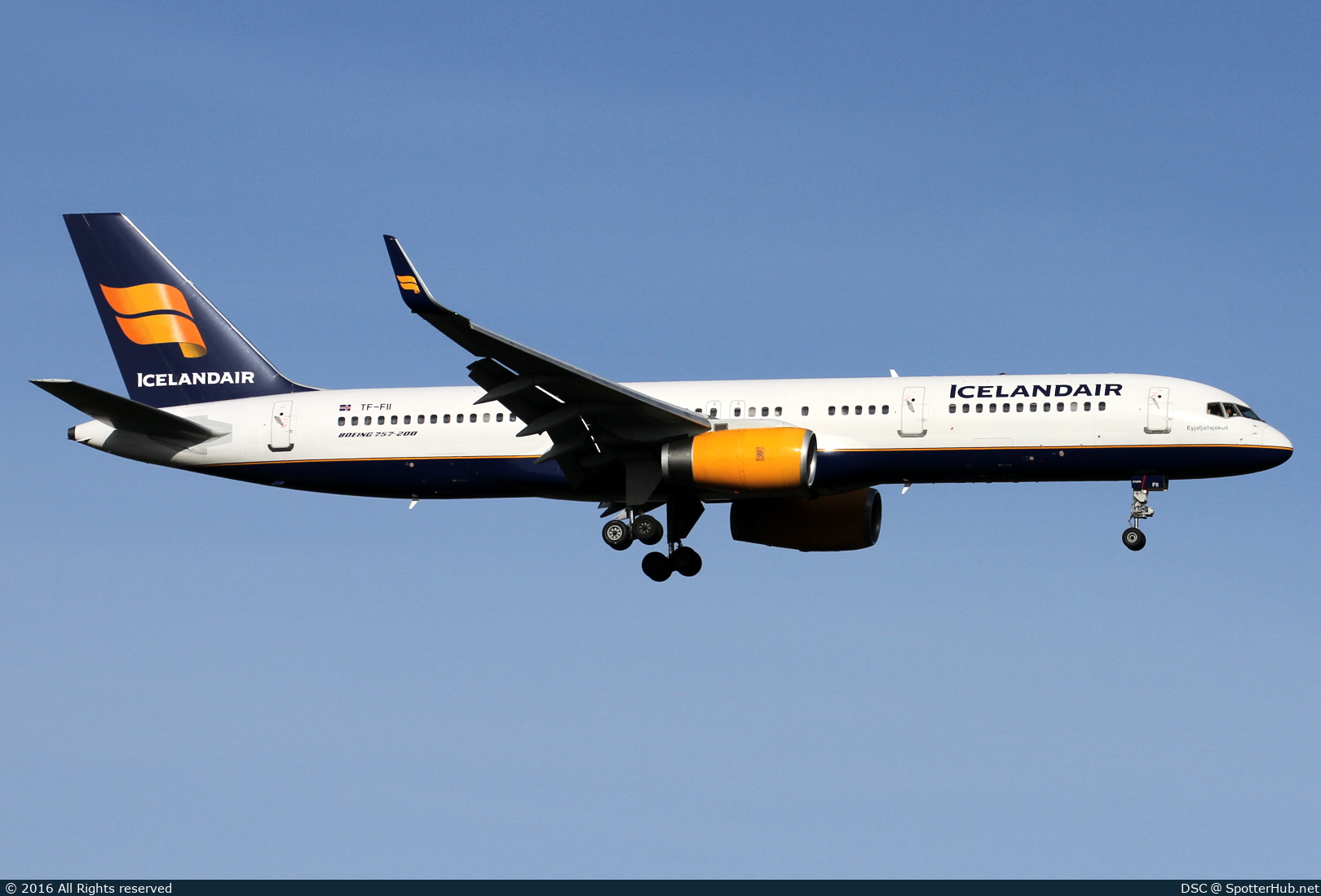 Photo of TF-FII - Boeing 757-208 operated by Icelandair