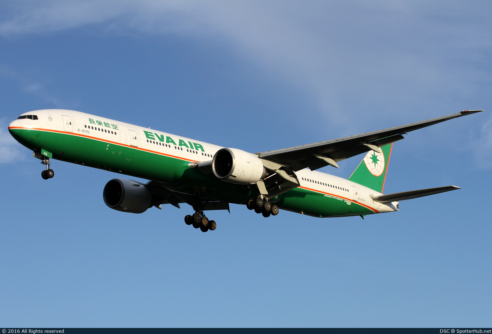 Photo of B-16702 - Boeing 777-35E(ER) operated by EVA Air
