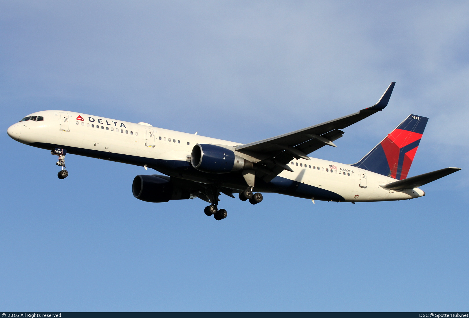 Photo of N542US - Boeing 757-251 operated by Delta Air Lines