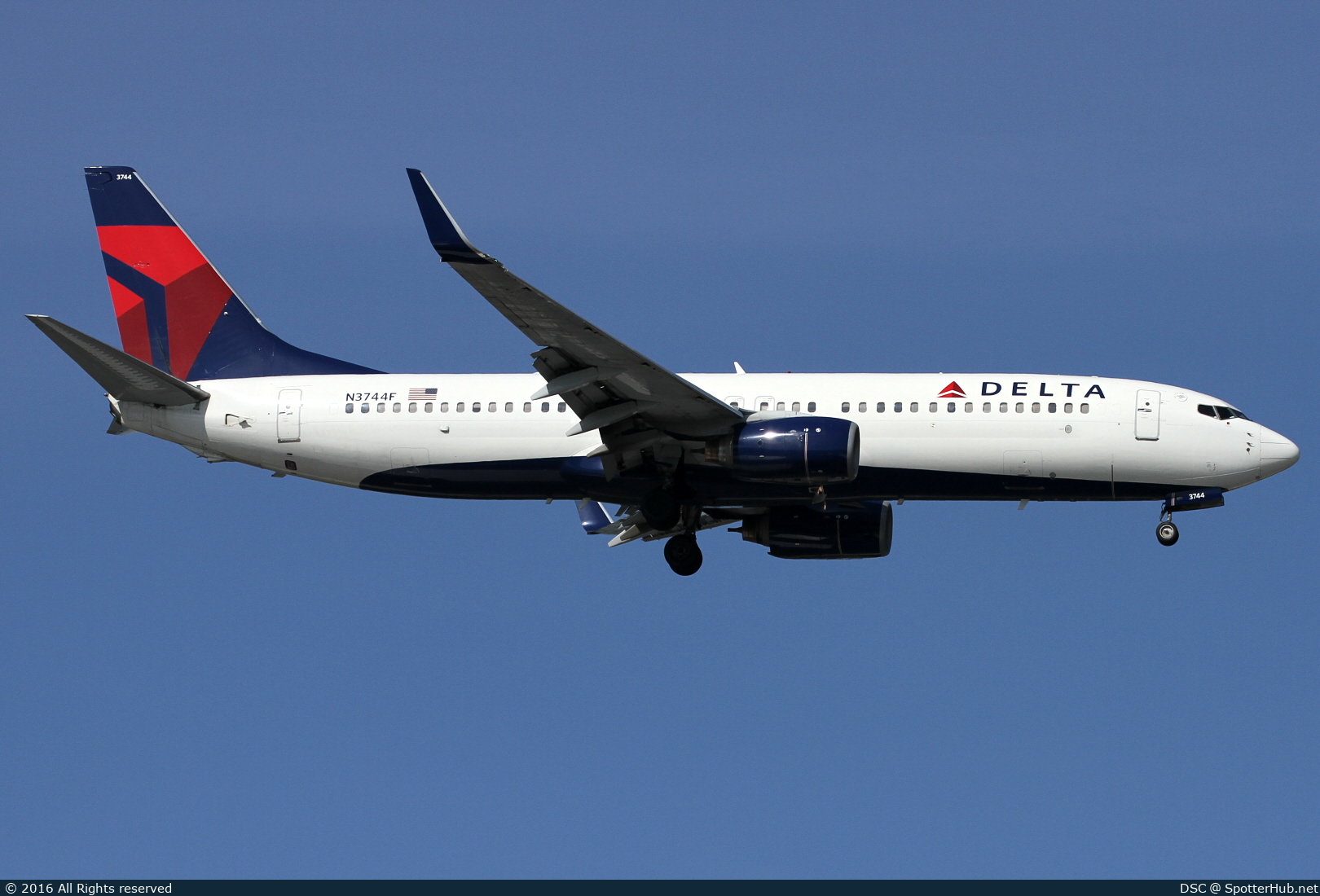 Photo of N3744F - Boeing 737-832 operated by Delta Air Lines