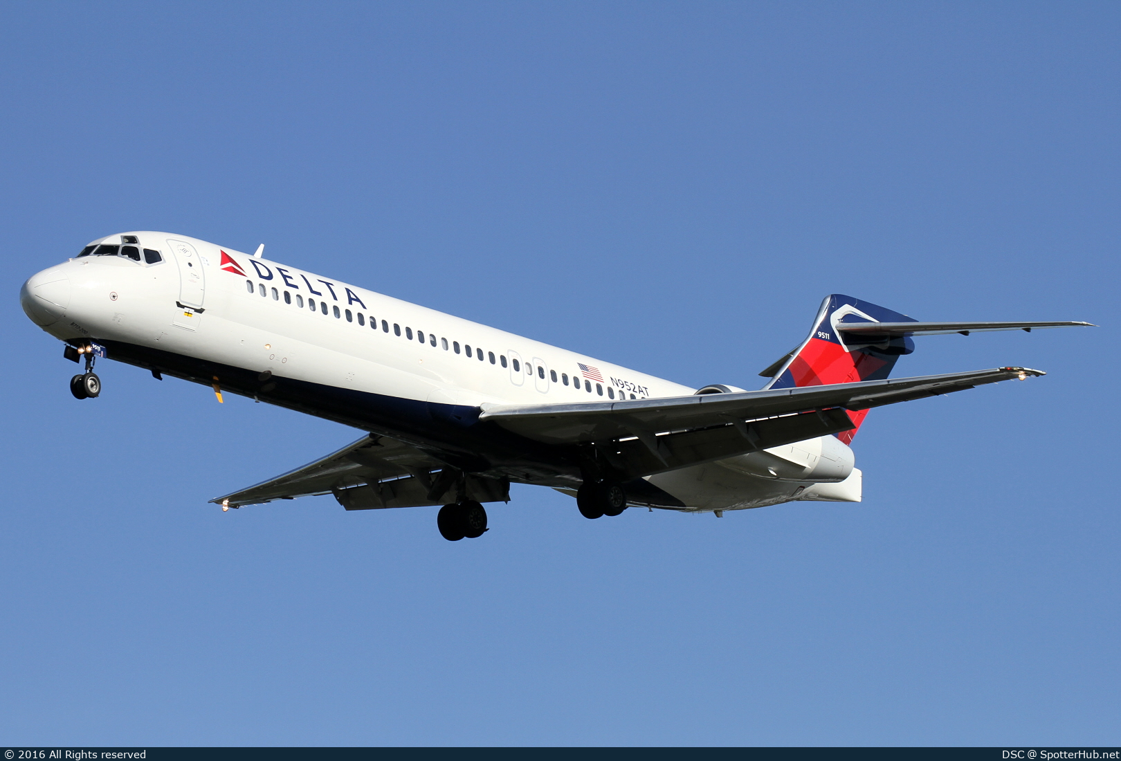 Photo of N952AT - Boeing 717-2BD operated by Delta Air Lines