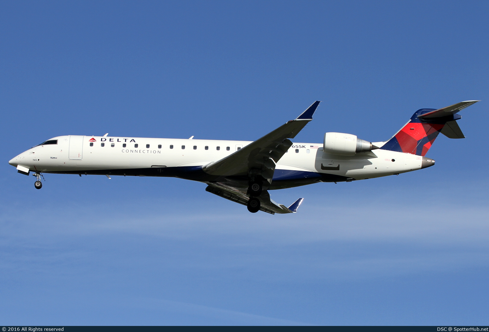 Photo of N765SK - Bombardier CRJ-701ER operated by Delta Connection (opb SkyWest Airlines)