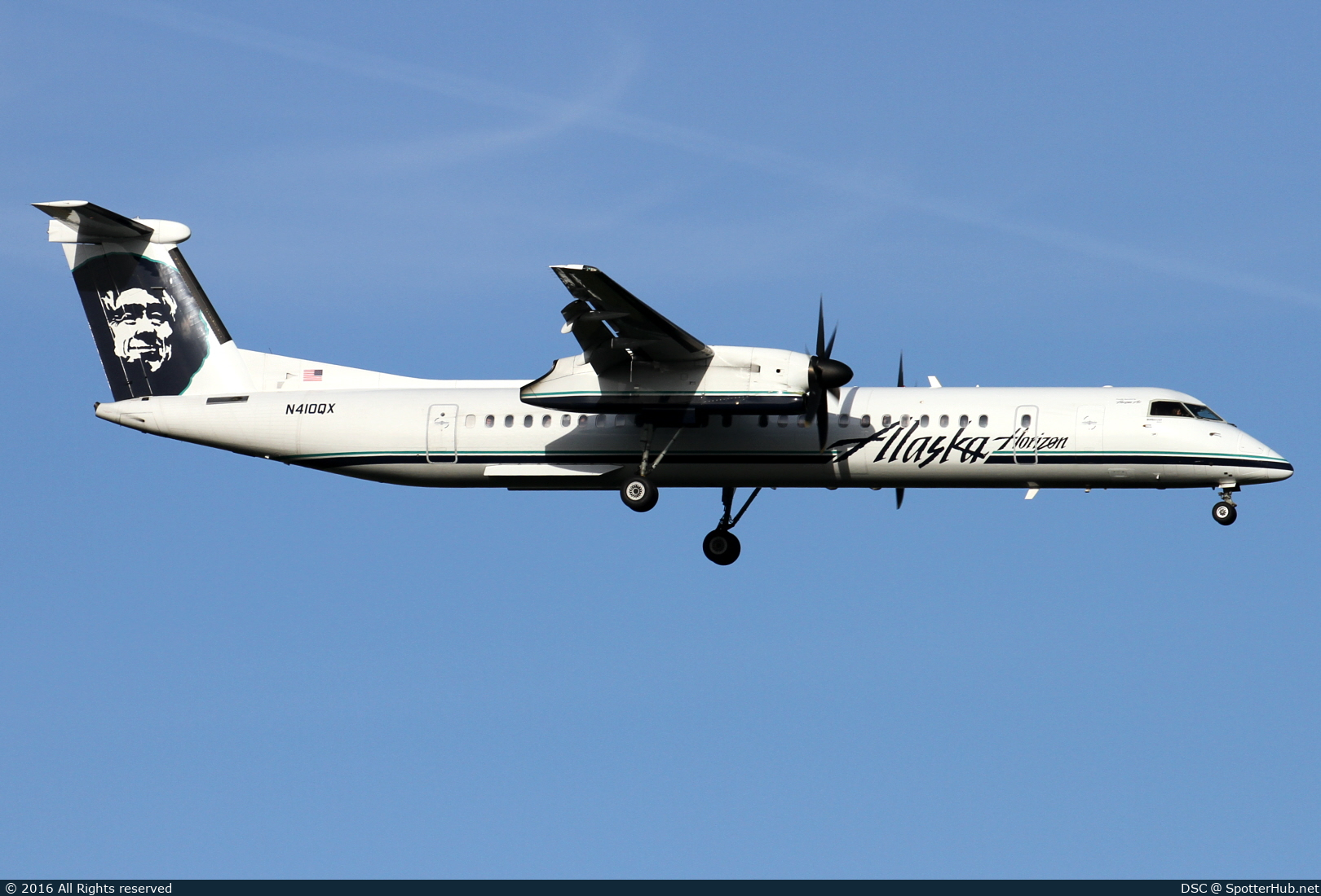 Photo of N410QX - Bombardier DHC-8-402 Dash 8 Q400 operated by Alaska Airlines (opb Horizon Air)