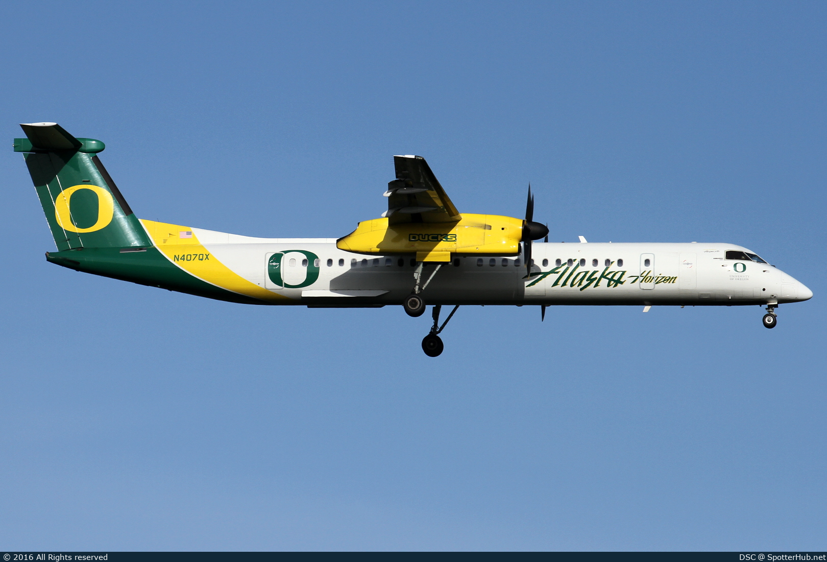 Photo of N407QX - Bombardier DHC-8-402 Dash 8 Q400 operated by Alaska Airlines (opb Horizon Air)