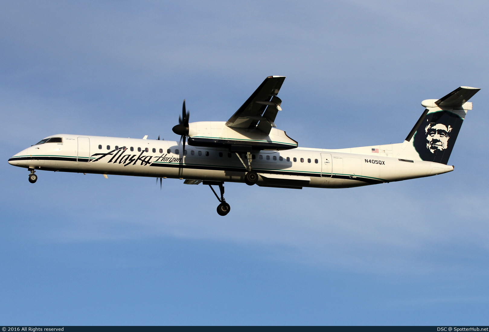 Photo of N405QX - Bombardier DHC-8-402 Dash 8 Q400 operated by Alaska Airlines (opb Horizon Air)