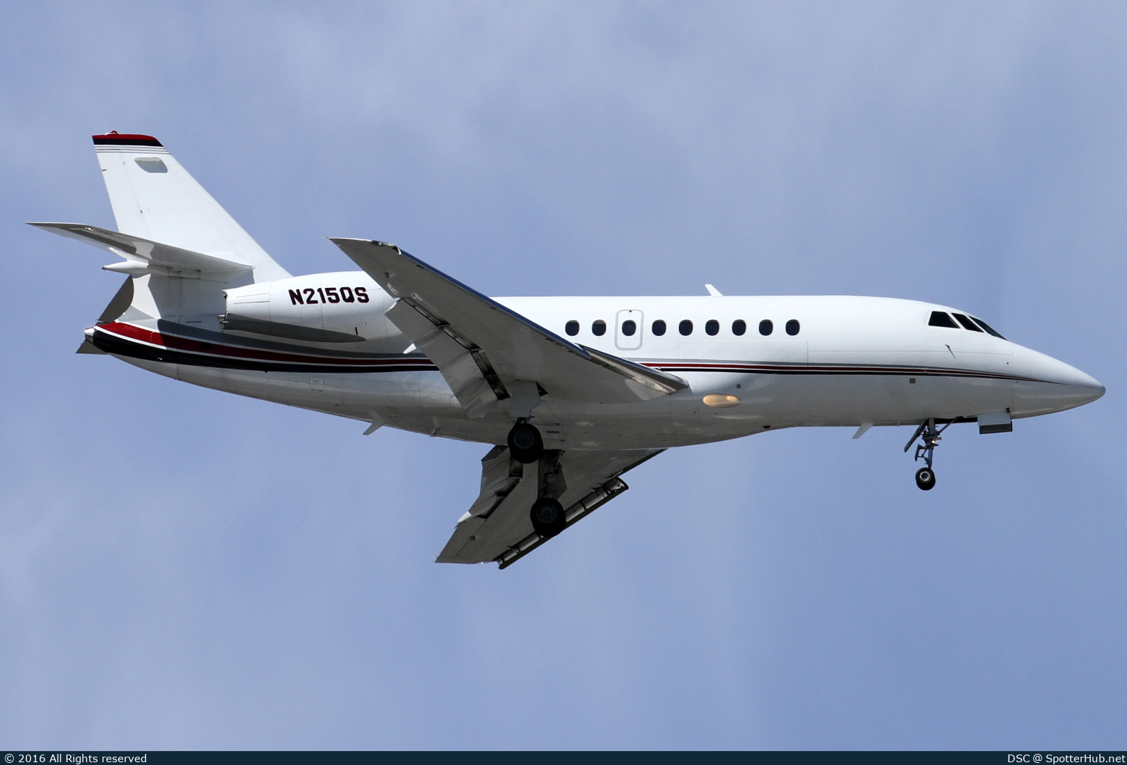 Photo of N215QS - Dassault Falcon 2000 operated by NetJets
