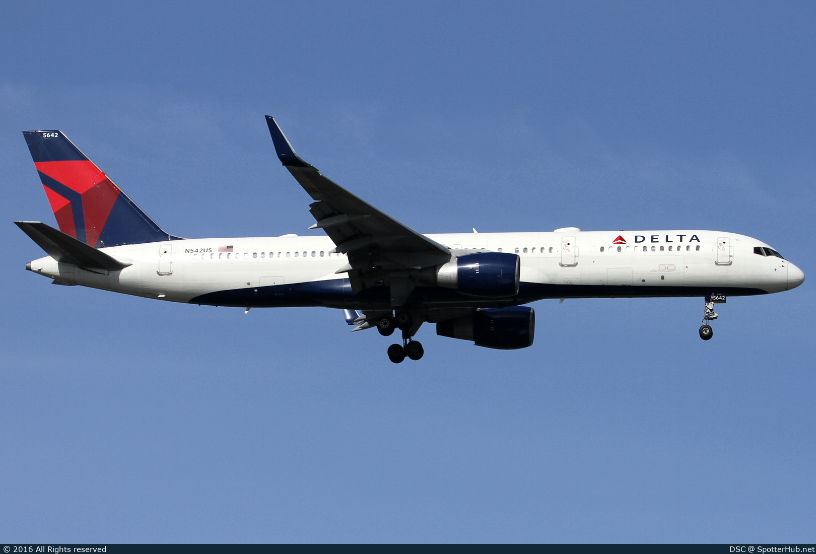 Photo of N542US - Boeing 757-251 operated by Delta Air Lines