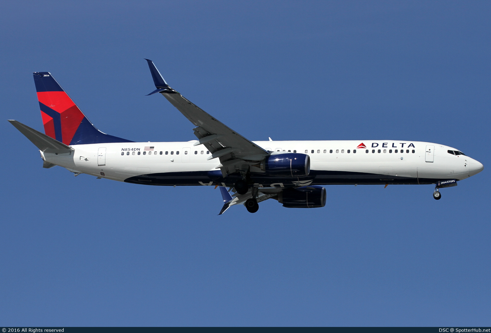Photo of N854DN - Boeing 737-932(ER) operated by Delta Air Lines