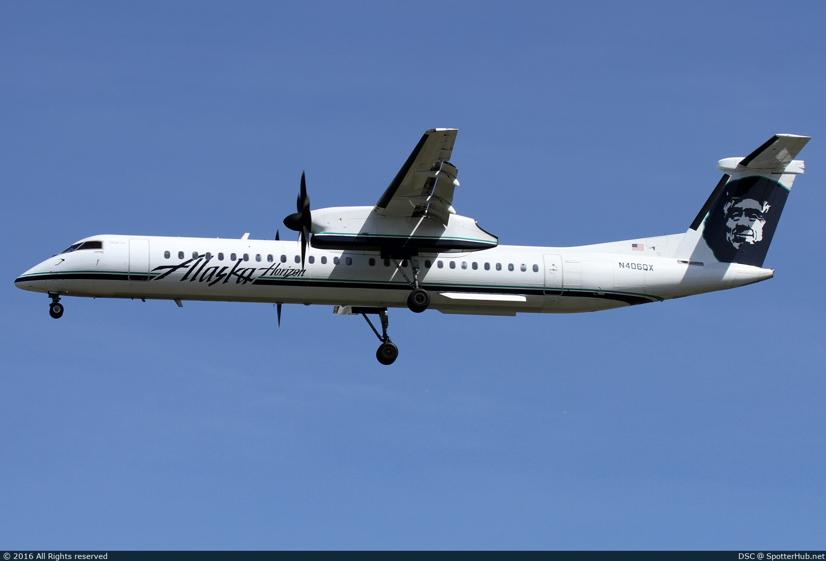 Photo of N406QX - Bombardier DHC-8-402 Dash 8 Q400 operated by Alaska Airlines (opb Horizon Air)