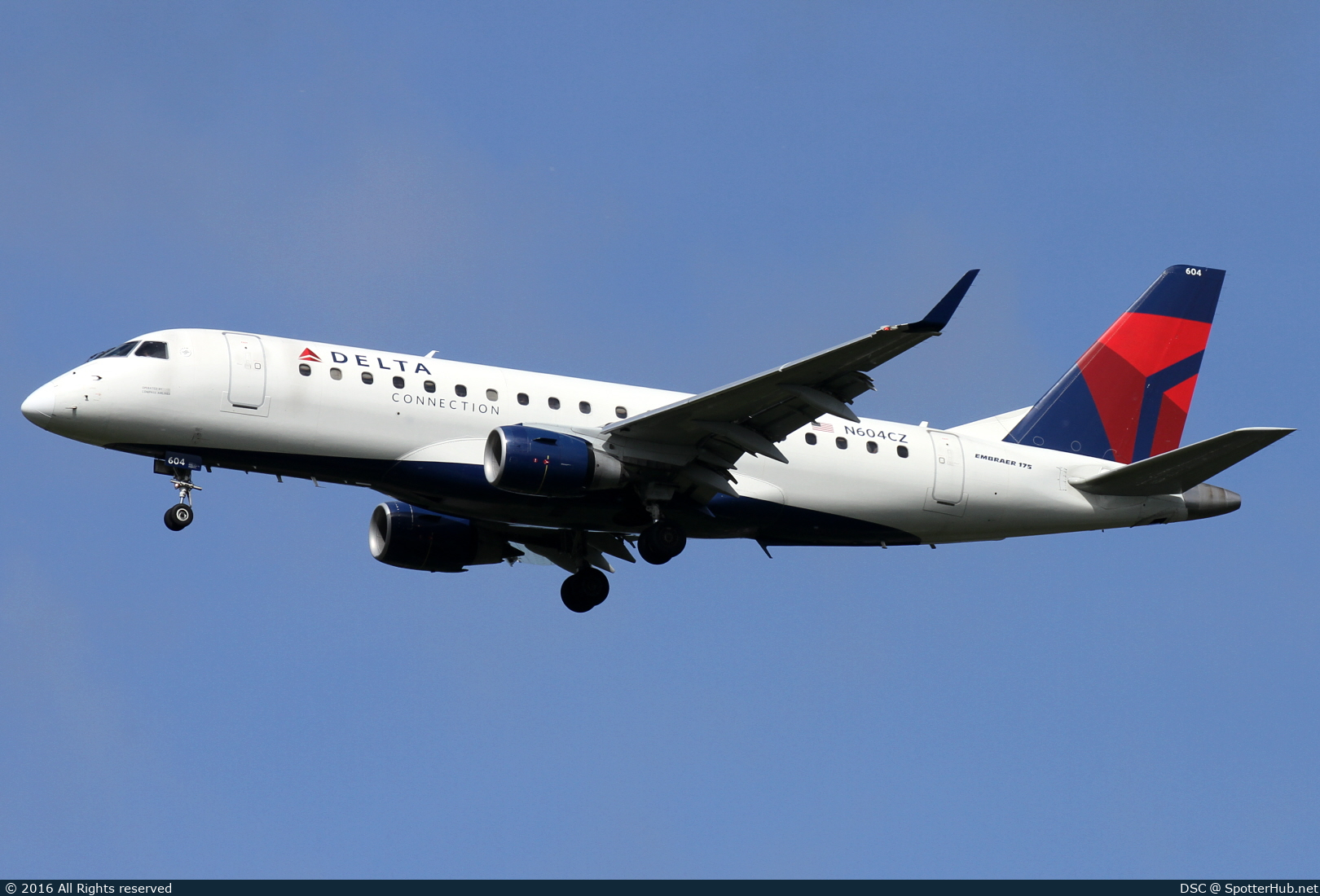 Photo of N604CZ - Embraer ERJ-175LR operated by Delta Connection (opb Compass Airlines)