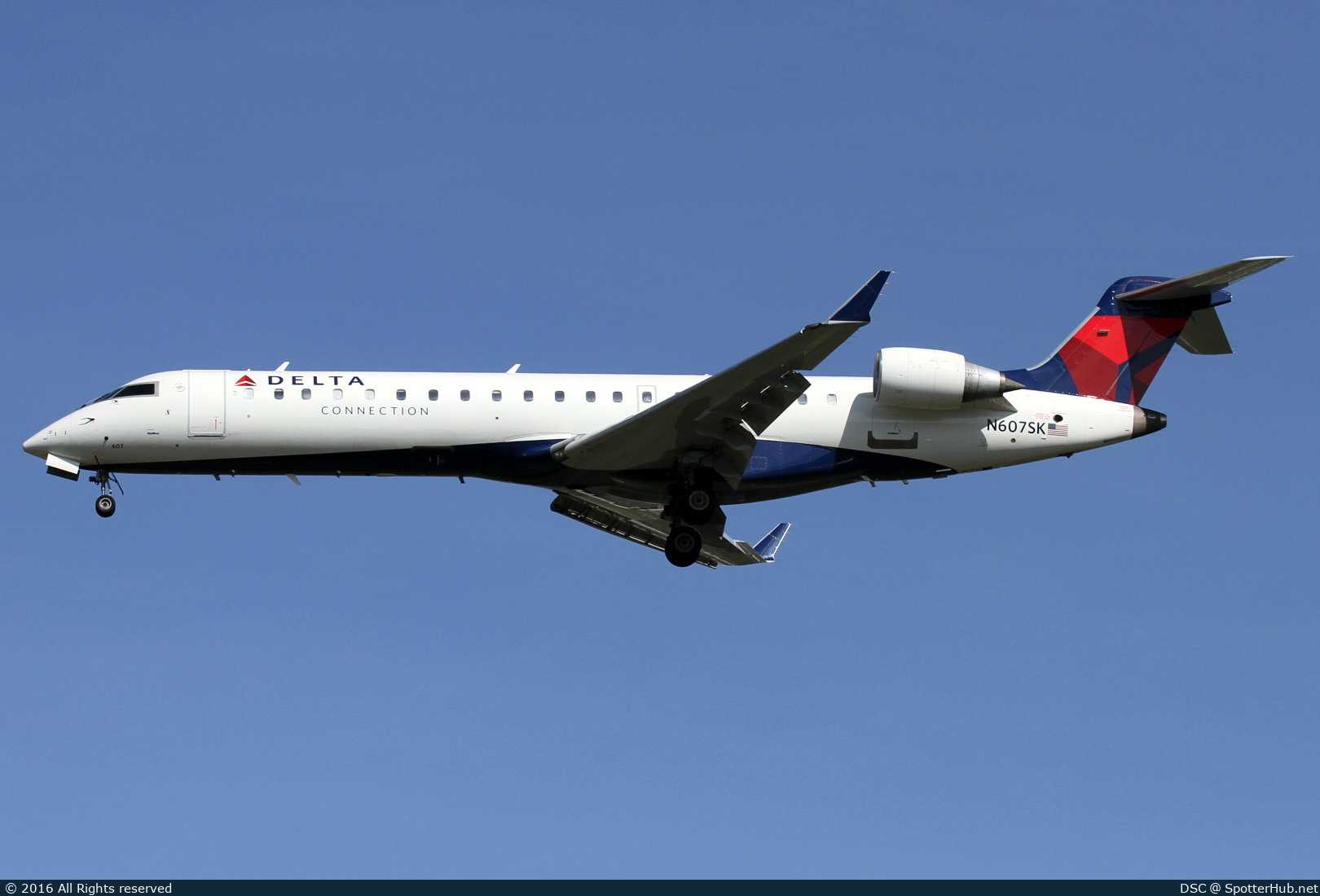 Photo of N607SK - Bombardier CRJ-701ER operated by Delta Connection (opb SkyWest Airlines)