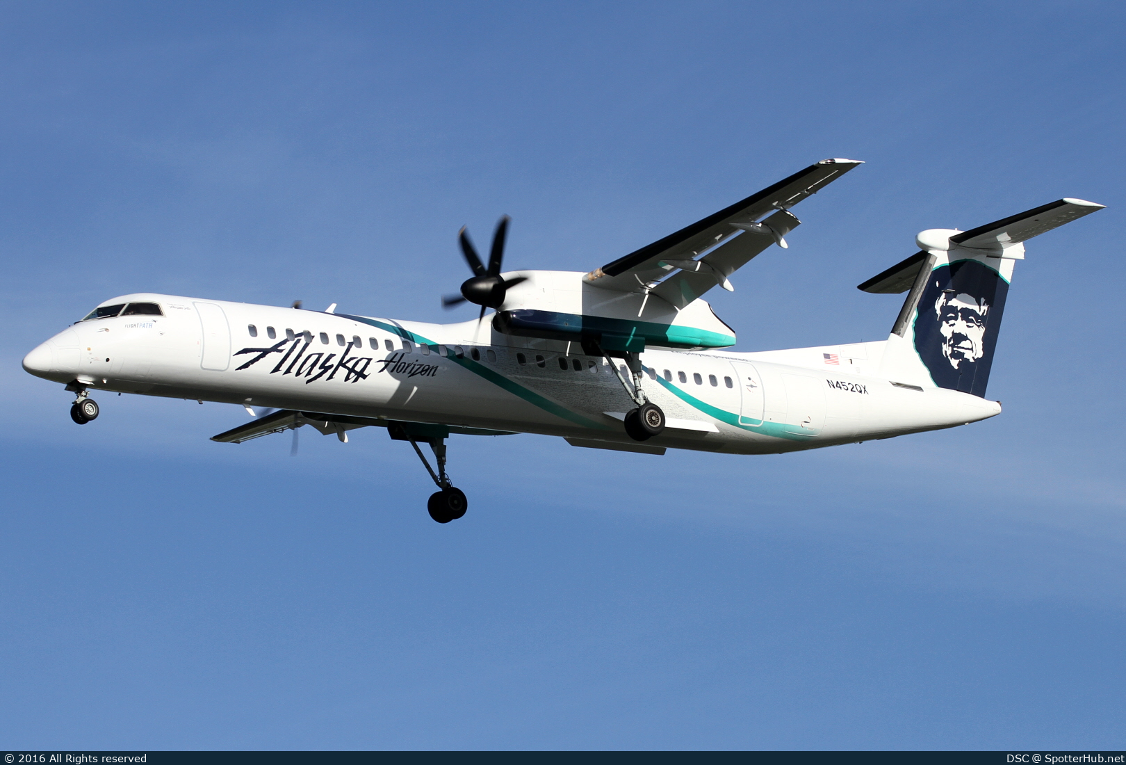 Photo of N452QX - Bombardier DHC-8-402 Dash 8 Q400 operated by Alaska Airlines (opb Horizon Air)