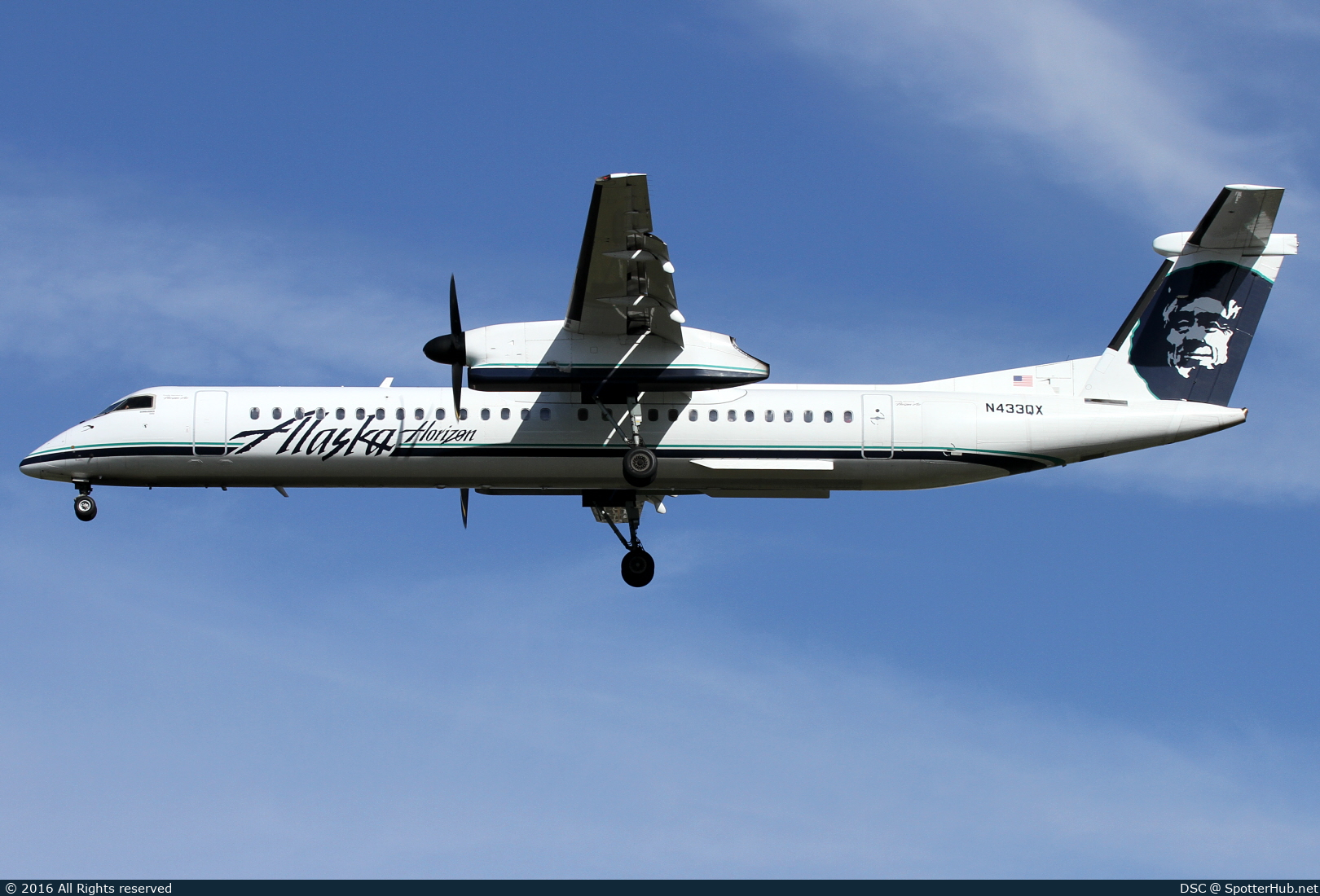 Photo of N433QX - Bombardier DHC-8-402 Dash 8 Q400 operated by Alaska Airlines (opb Horizon Air)