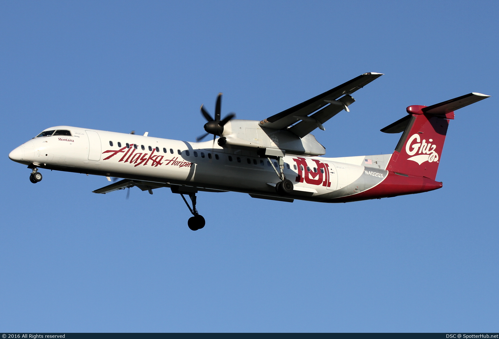 Photo of N402QX - Bombardier DHC-8-402 Dash 8 Q400 operated by Alaska Airlines (opb Horizon Air)