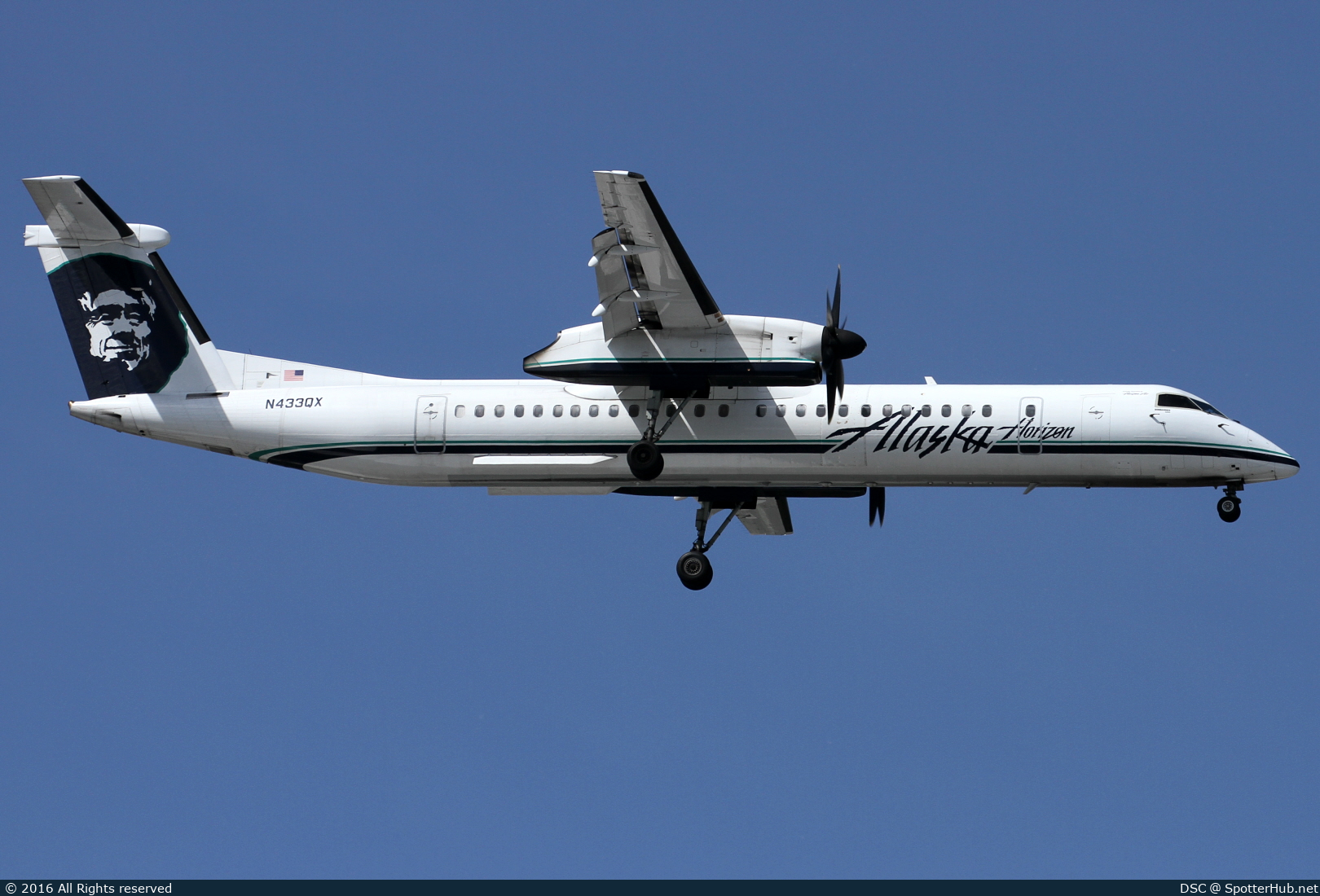Photo of N433QX - Bombardier DHC-8-402 Dash 8 Q400 operated by Alaska Airlines (opb Horizon Air)