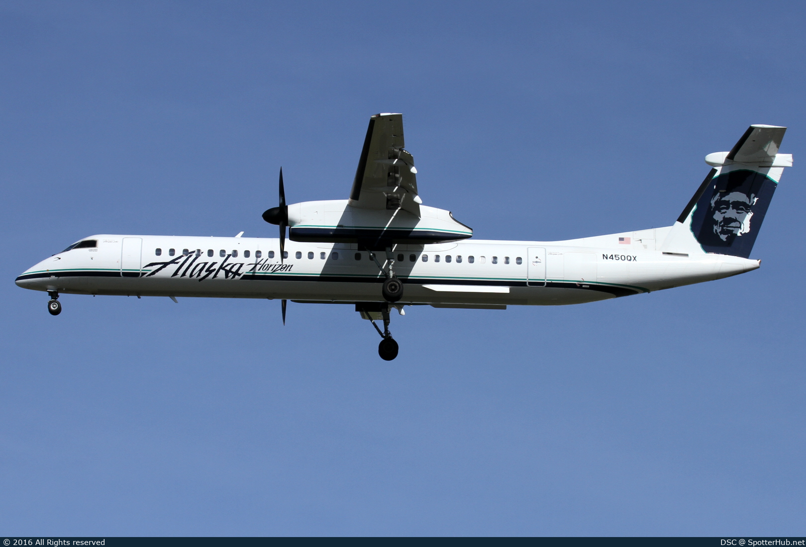Photo of N450QX - Bombardier DHC-8-402 Dash 8 Q400 operated by Alaska Airlines (opb Horizon Air)