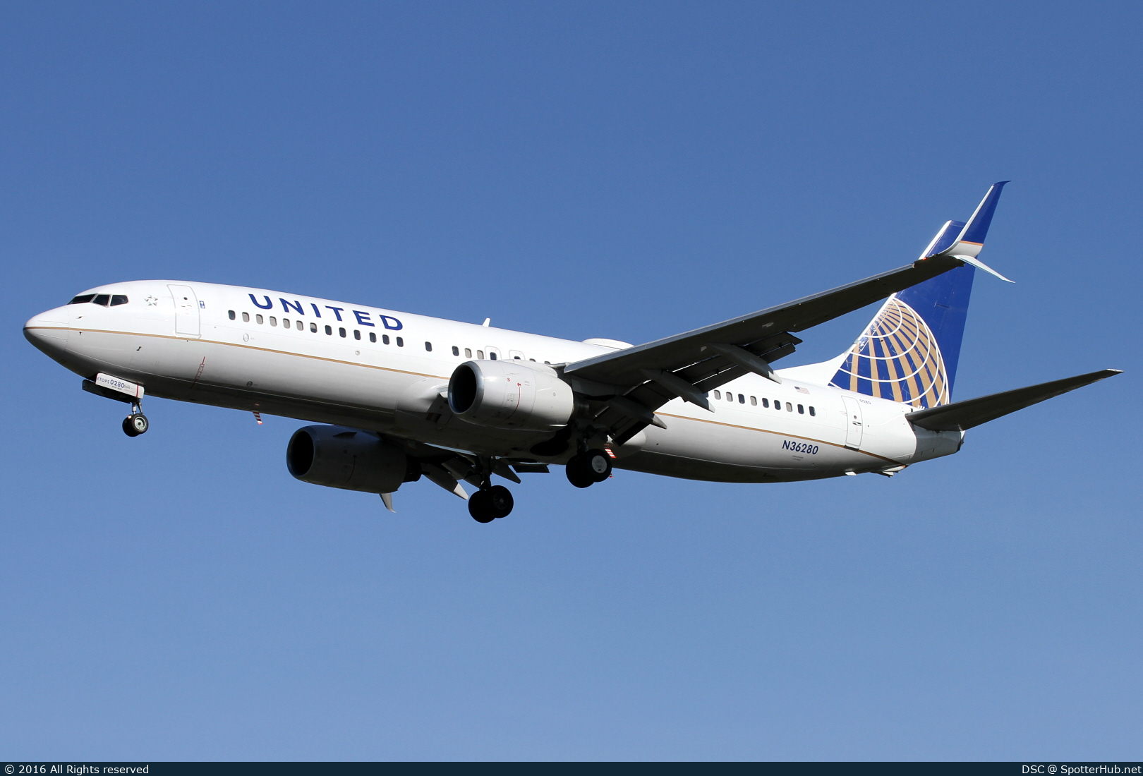 Photo of N36280 - Boeing 737-824 operated by United Airlines