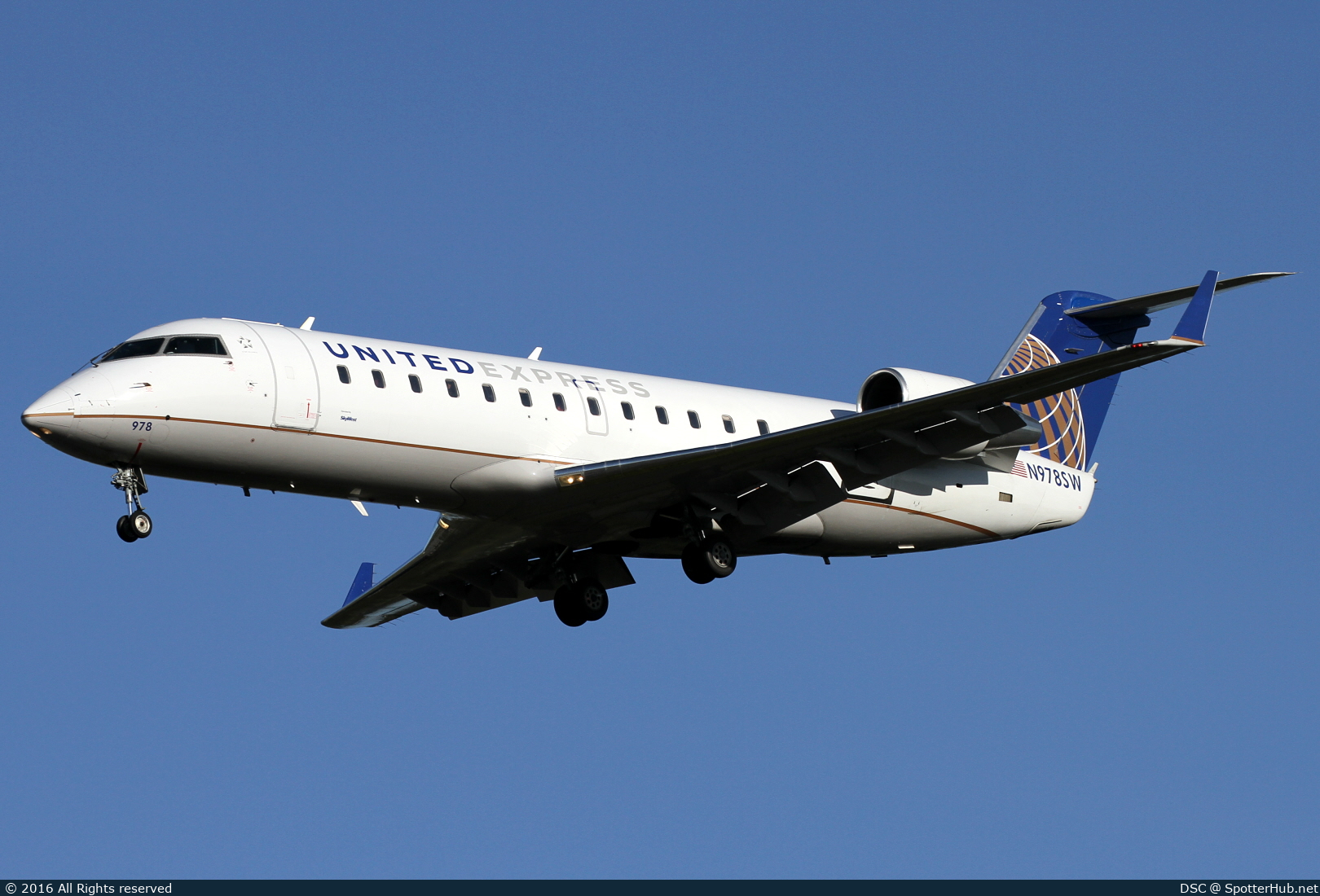 Photo of N978SW - Bombardier CRJ-200LR operated by United Express (opb SkyWest Airlines)