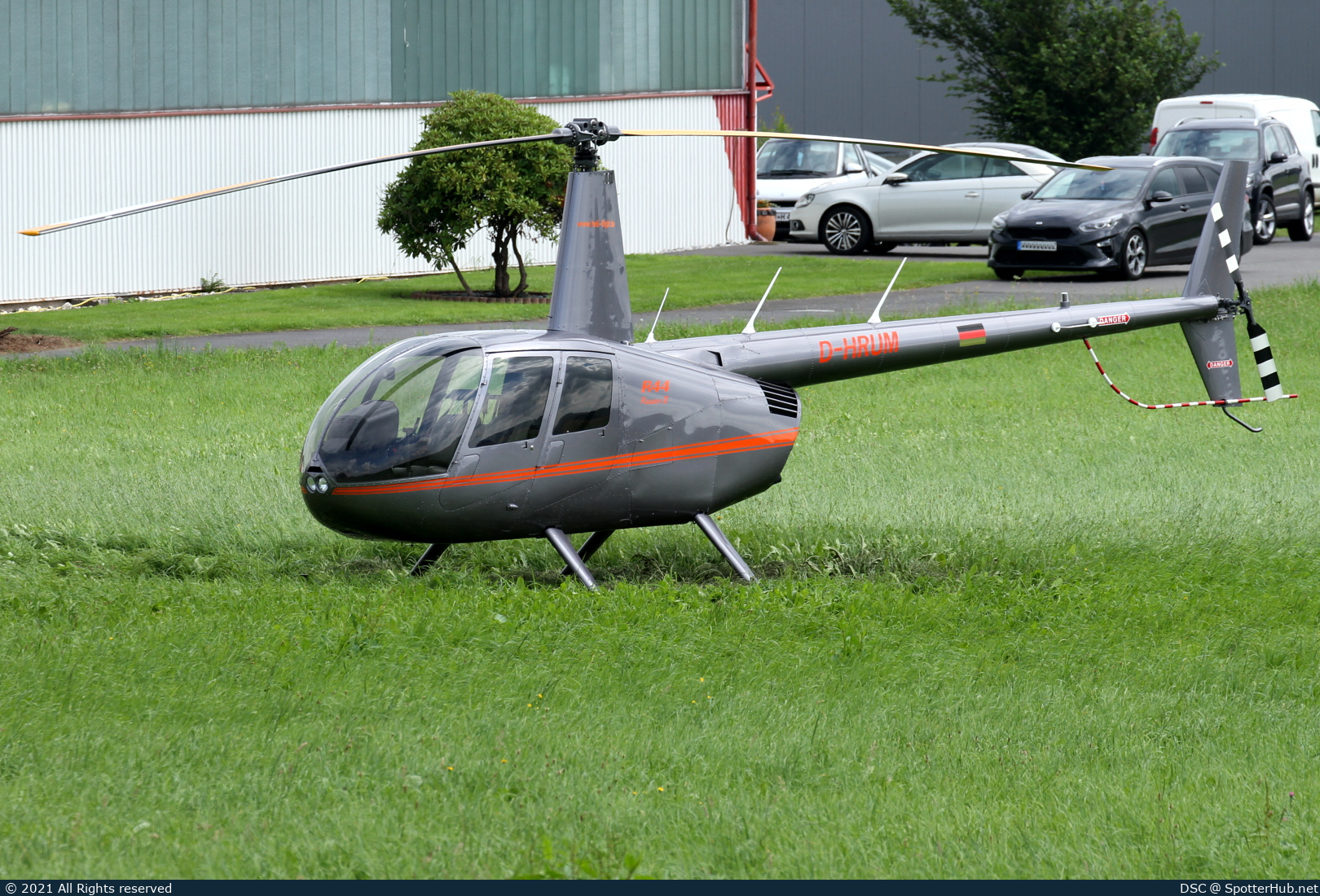 Photo of D-HRUM - Robinson R44 Raven II operated by Heli-Flight