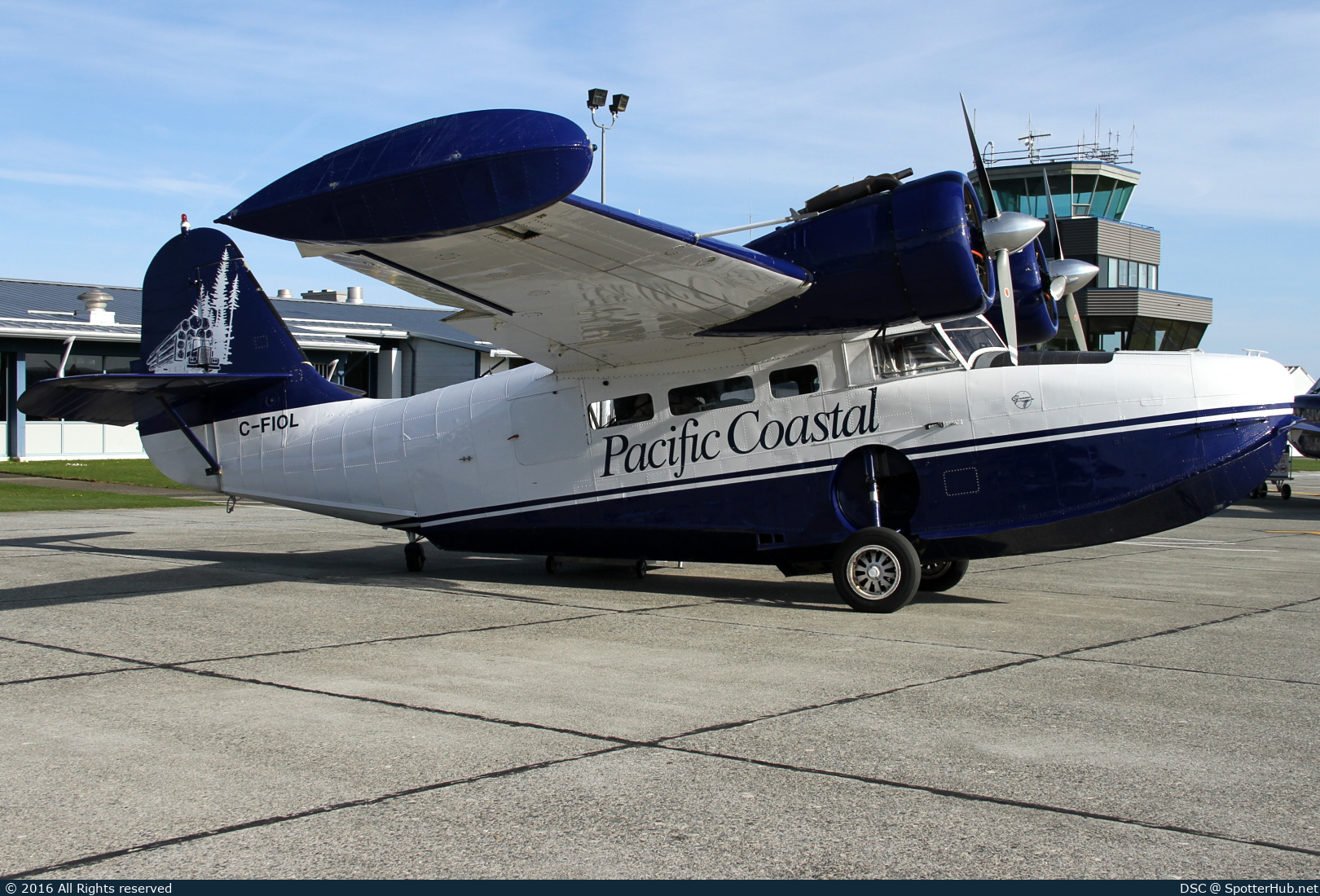 Photo of C-FIOL - Grumman G-21A Goose operated by Pacific Coastal Airlines