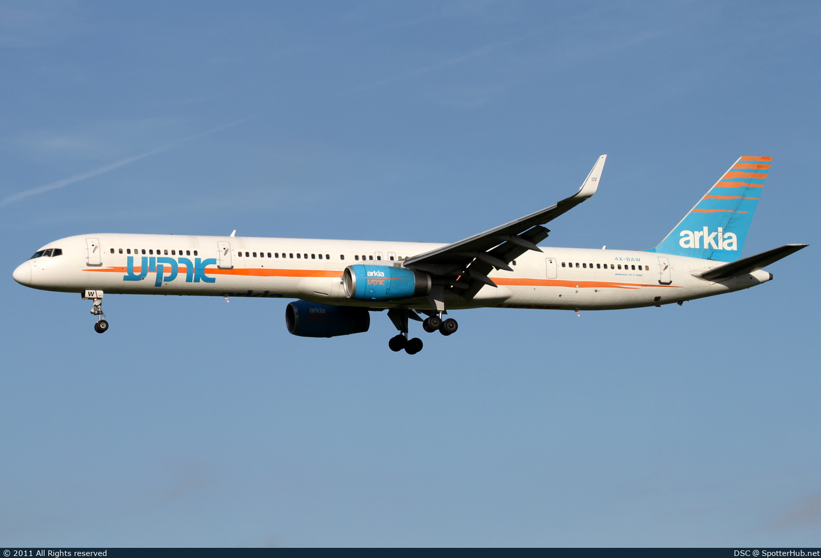 Photo of 4X-BAW - Boeing 757-3E7 operated by Arkia Israeli Airlines