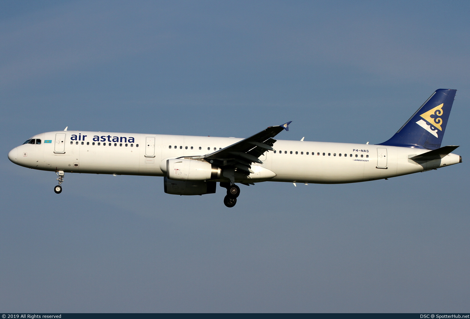 Photo of P4-NAS - Airbus A321-231 operated by Air Astana