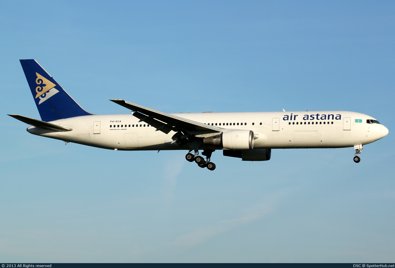 Photo of P4-KCA - Boeing 767-306(ER) operated by Air Astana