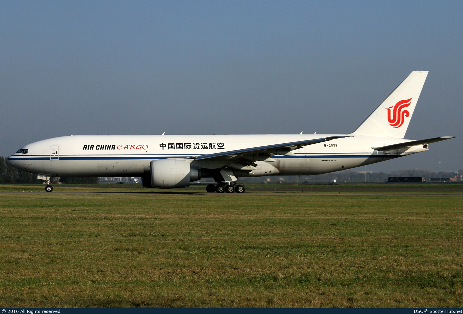 Photo of B-2098 - Boeing 777-FFT operated by Air China Cargo