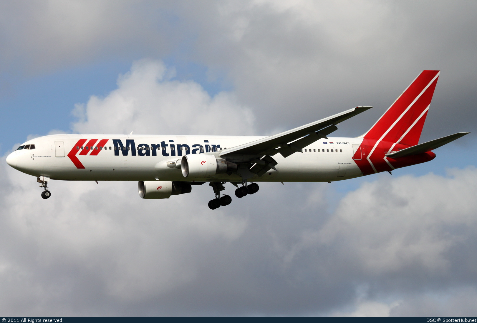 Photo of PH-MCI - Boeing 767-31A(ER) operated by Martinair