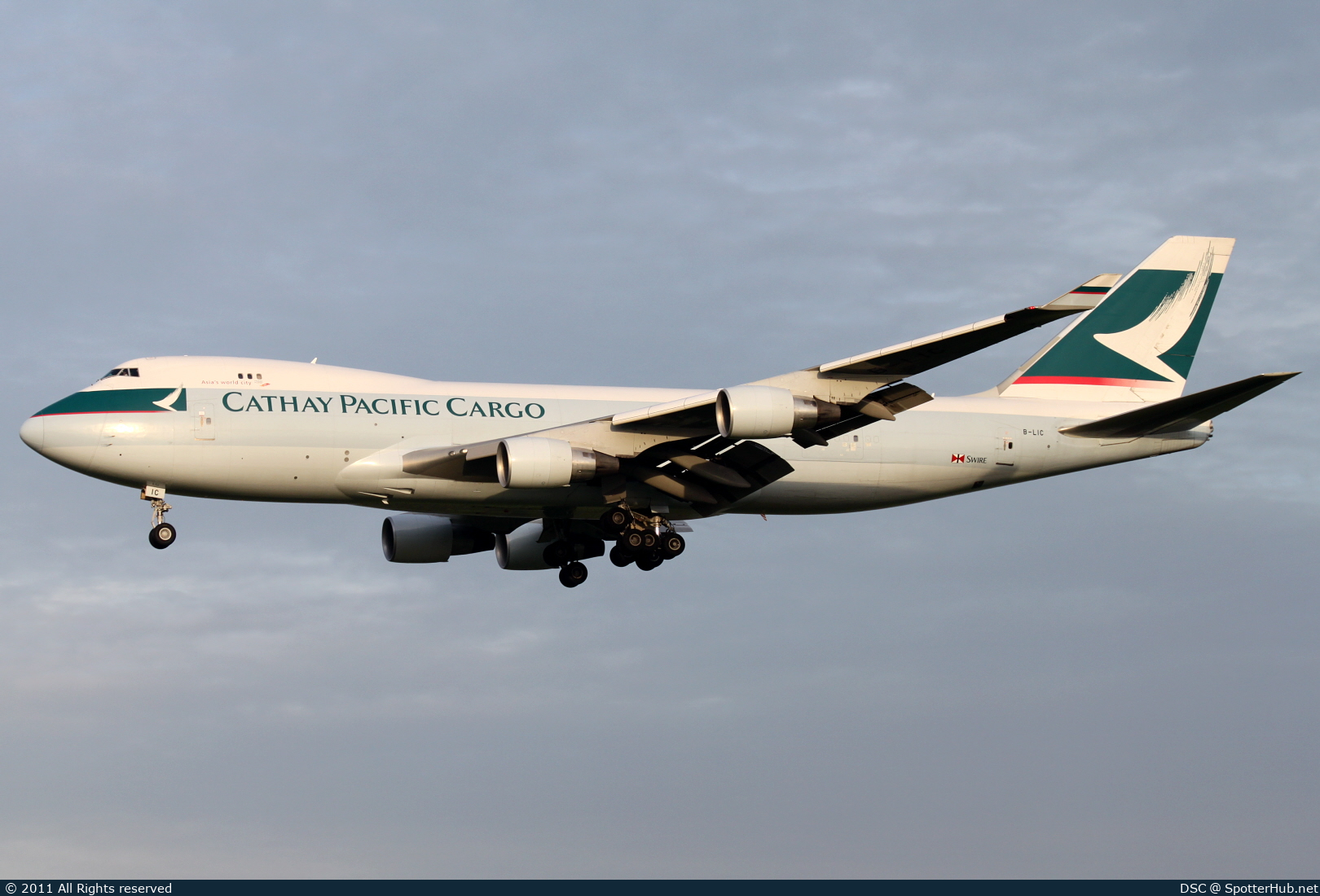 Photo of B-LIC - Boeing 747-467F(ER) operated by Cathay Pacific Cargo