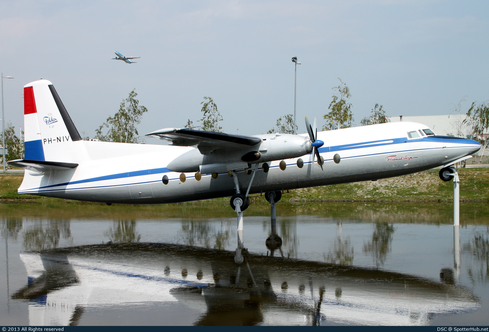 Photo of PH-NIV - Fokker F27-500 Friendship operated by Fokker