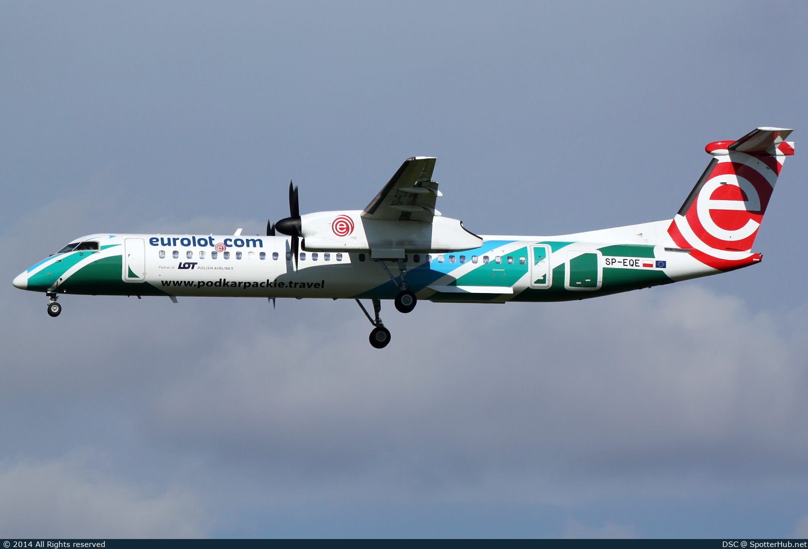 Photo of SP-EQE - Bombardier DHC-8-402 Dash 8 Q400 operated by euroLOT