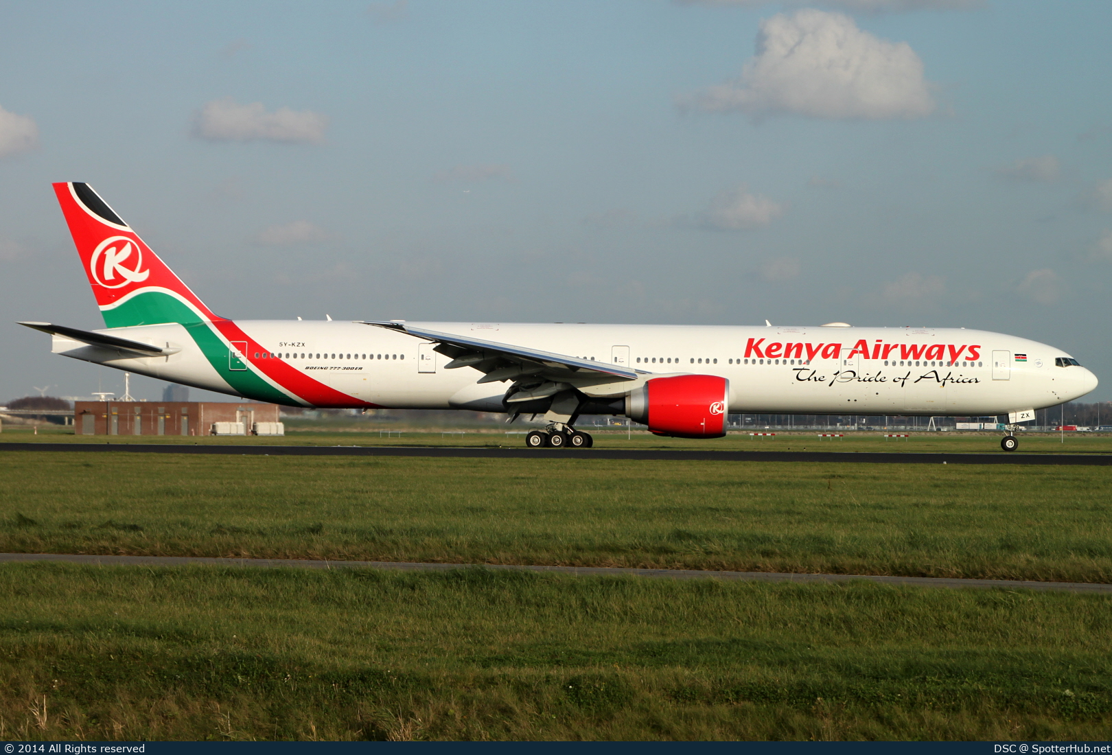 Photo of 5Y-KZX - Boeing 777-3U8(ER) operated by Kenya Airways