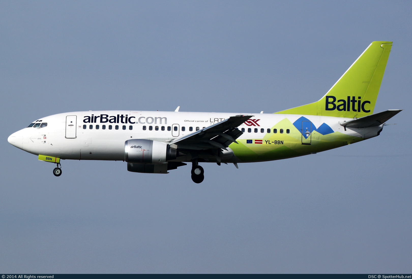 Photo of YL-BBN - Boeing 737-522 operated by airBaltic