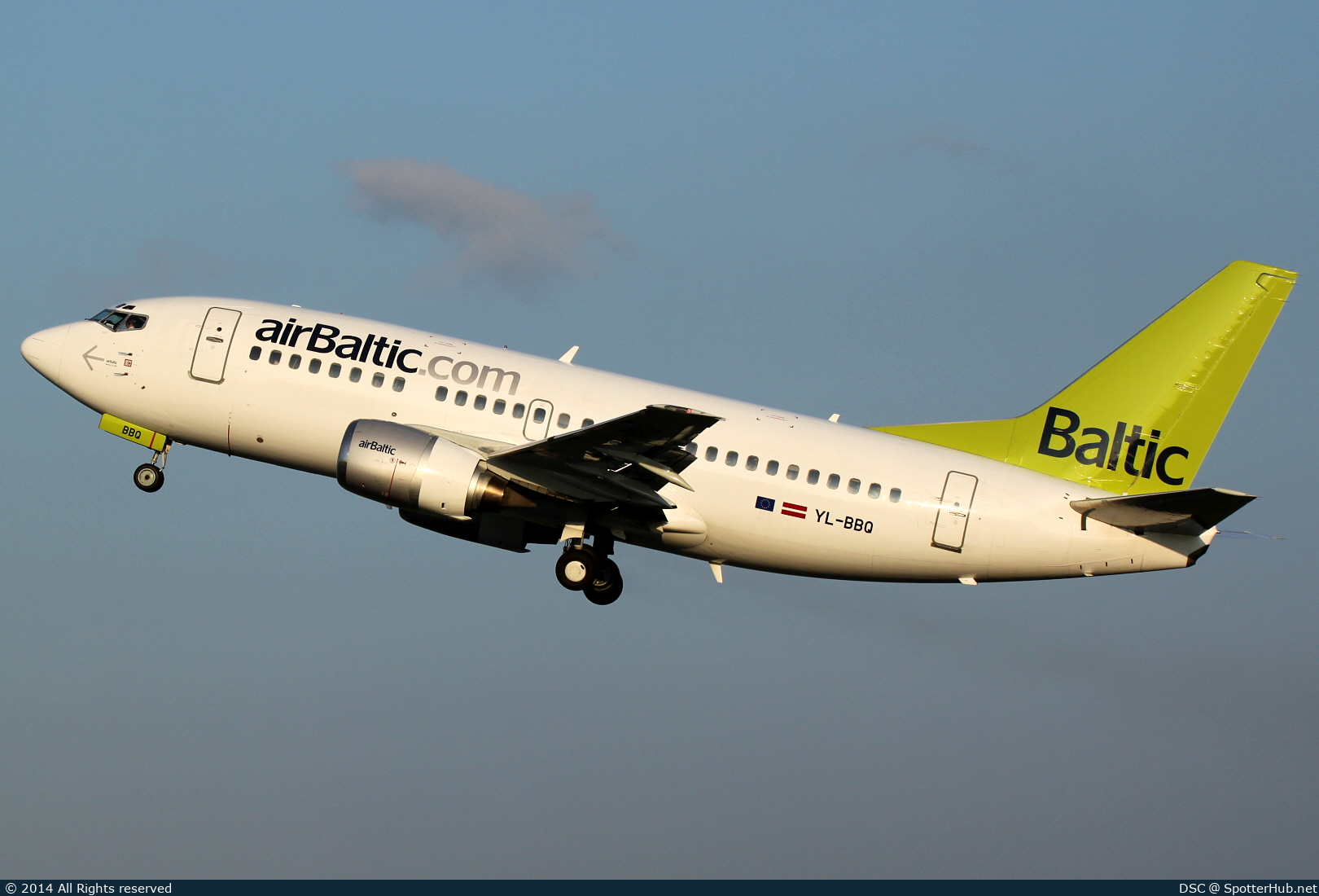 Photo of YL-BBQ - Boeing 737-522 operated by airBaltic