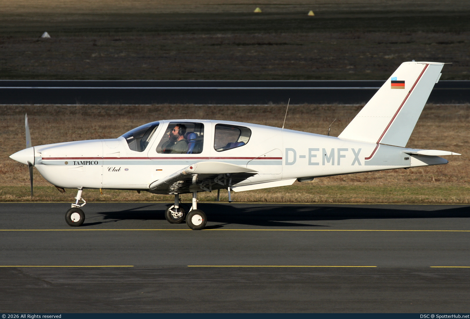 Photo of D-EMFX - SOCATA TB-9 Tampico Club operated by Private