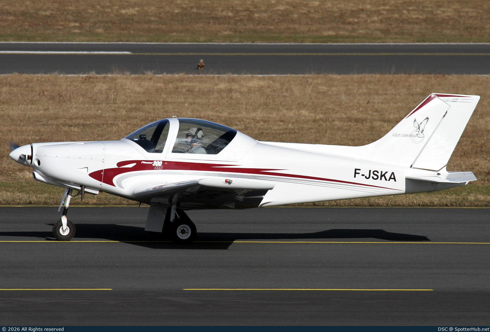 Photo of 54-ATA - Alpi Pioneer 300 Standard operated by Private