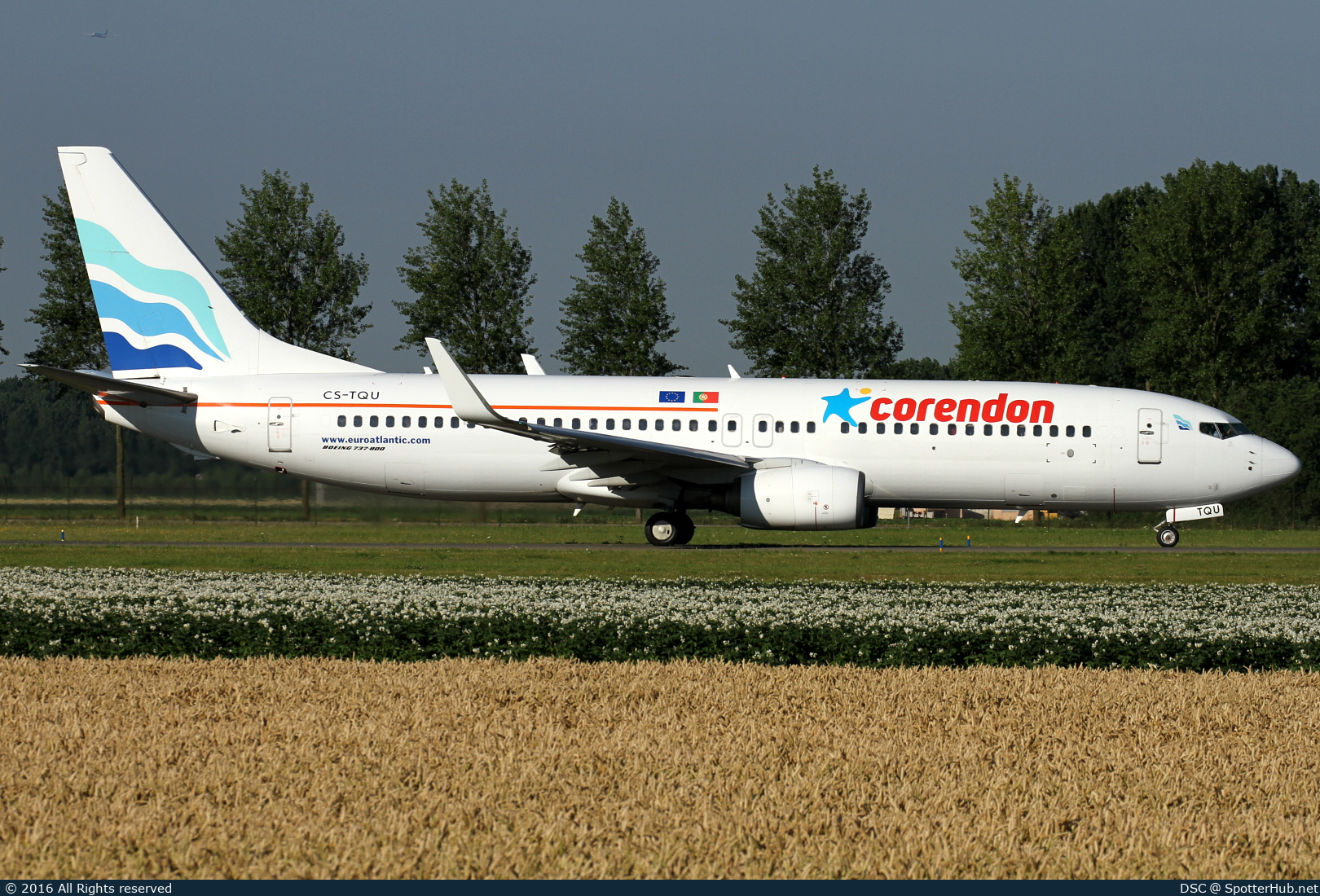 Photo of CS-TQU - Boeing 737-8K2 operated by Corendon Dutch Airlines (opb EuroAtlantic Airways)
